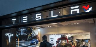 Venitul net Tesla a scazut cu peste 20% fata de anul trecut
